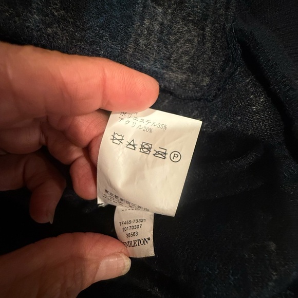 Pendleton Women’s small Plaid Wool Cardigan 45%wool - Picture 7 of 7